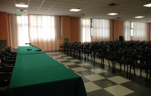Hotel Cavallino Faenza Kültér fotó