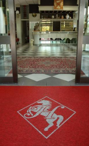 Hotel Cavallino Faenza Kültér fotó