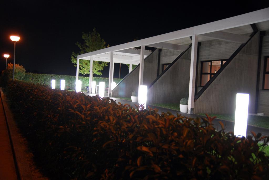 Hotel Cavallino Faenza Kültér fotó
